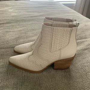 Sam Edelman Cowboy Ankle Bootie
